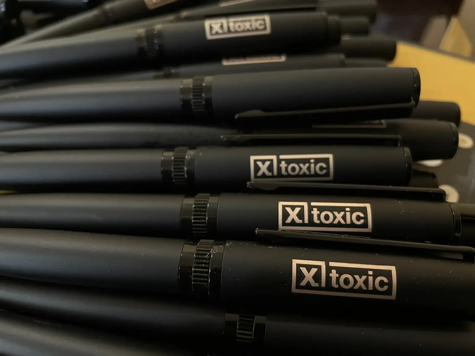 toxic gravirane olovke